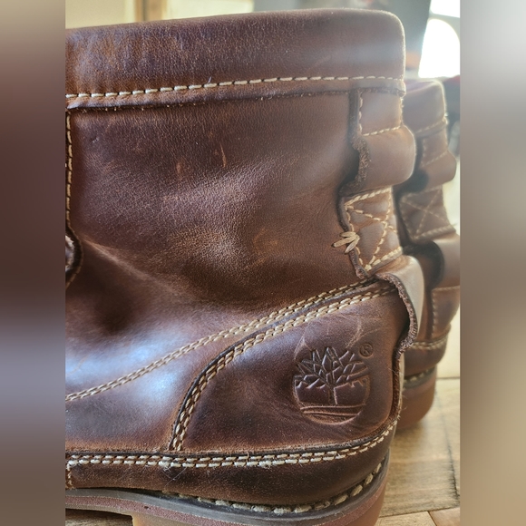 Men's Ultra Soft Leather Timberland Hiking Boots - Picture 6 of 13